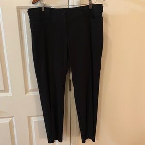 Lane Bryant Black Capris Size 18P Pants
